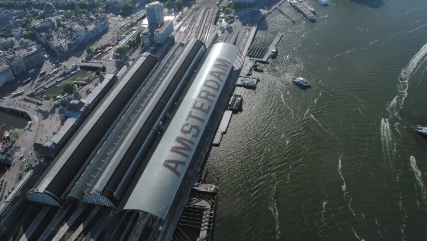 Amsterdam Centraal Station, openbaar vervoer Amsterdam
