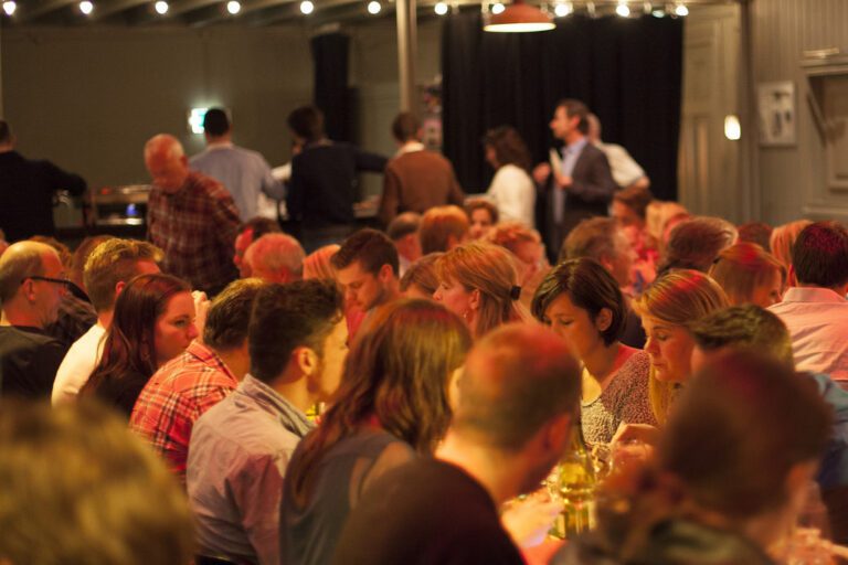 Avondprogramma | Running Tram Dinner